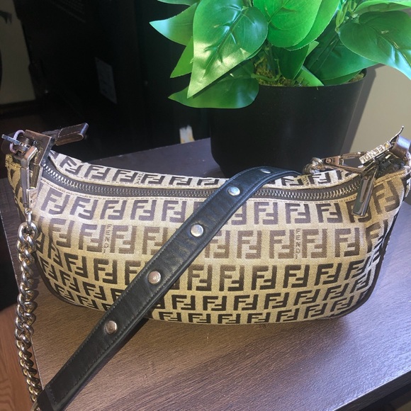 FENDI Vintage Zucchino Pochette Shoulder Crossbody Bag - Picture 1 of 9